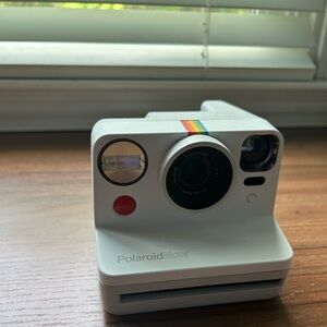 Polaroid Now camera